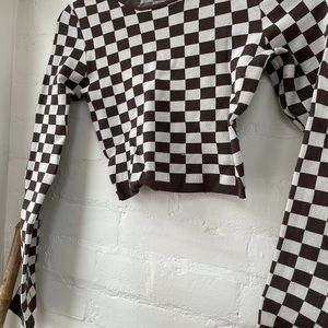 White and brown super cute cropped